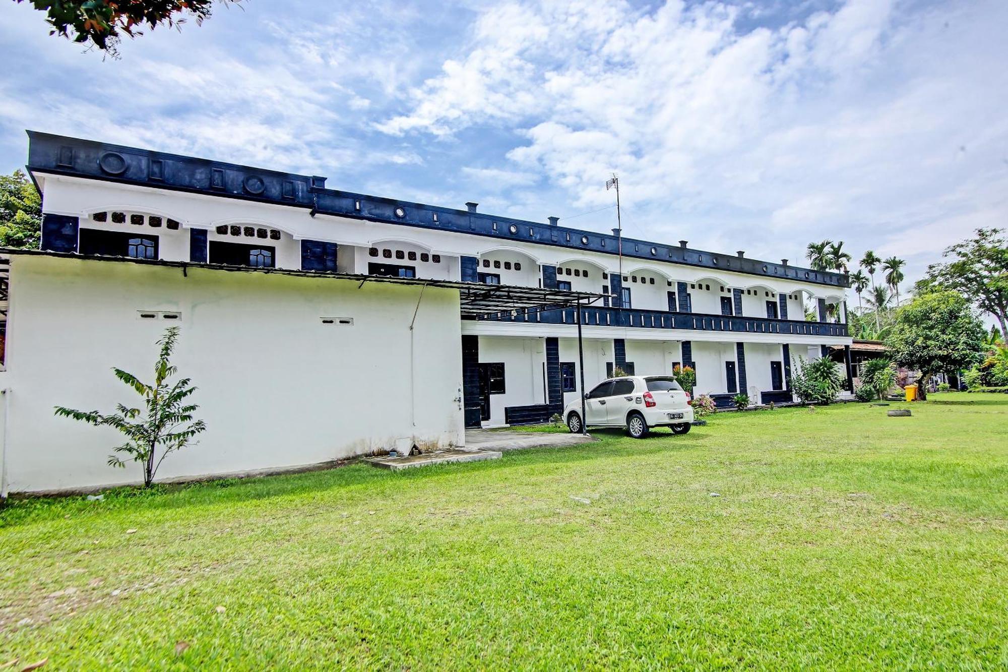 Perabumulih Oyo Life 91127 Wisma Sukajadi Syariah מראה חיצוני תמונה
